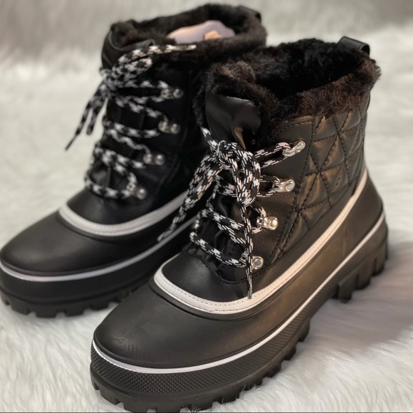 BRAND NEW Steve Madden Women's Billow Snow Boot - Picture 2 of 11